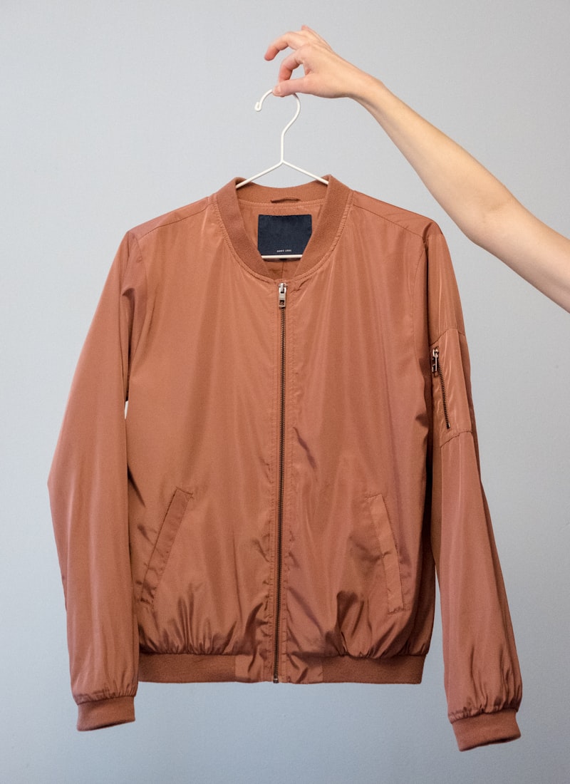 Bomber color caramelo